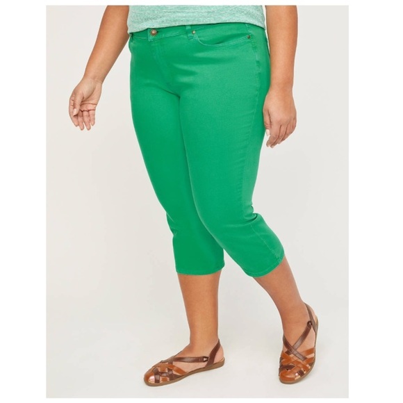 New Womens Plus Size Denim Capri’s Green - Picture 1 of 11
